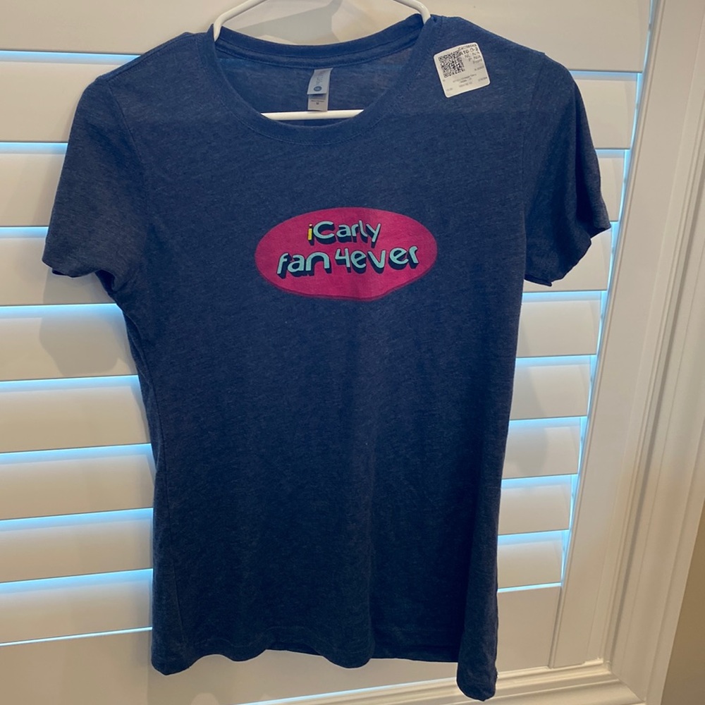 NEXT LEVEL APPAREL “iCARLY FAN 4EVER” JUNIORS TEE SIZE MEDIUM